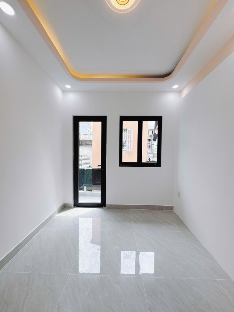 BÁN NHÀ ĐẸP MỚI-  VÀO Ở NGAY - KHU VỰC DÂN TRÍ CAO, YÊN TỈNH- GIAO THƯƠNG GIỮA TÔN THẤT THUYẾT VÀ - Ảnh 2